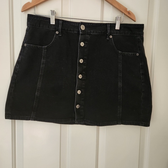 American Eagle Outfitters Black Denim Jean Skirt Mini Hi- Rise A-line Preppy 14 - Picture 3 of 15